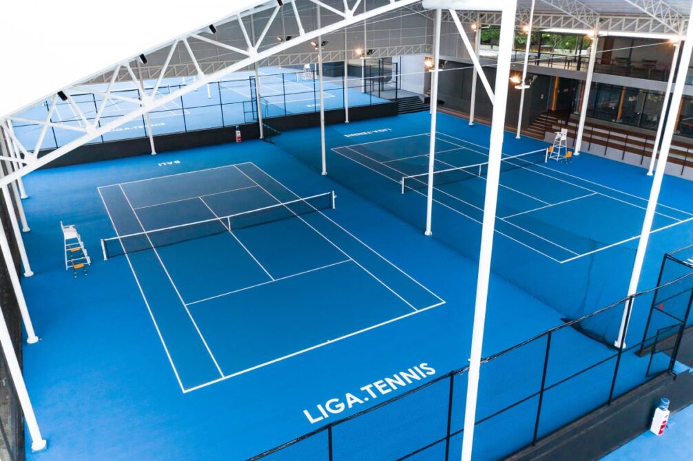 Liga.Tennis and Padel Sanur facility with covered courts
