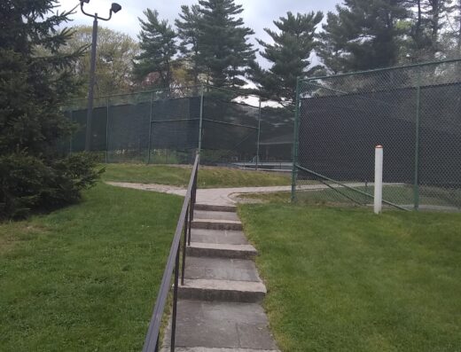 New Canaan Field Club court view